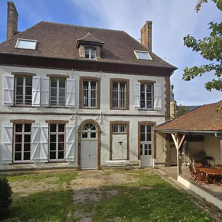 וילה Maison Spacieuse, 16 Personnes, Jardin